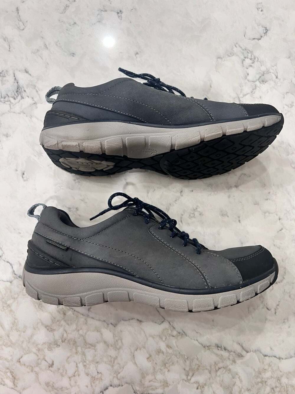Clarks Unstructured WaveWalk Waterproof Leather Hiking Walking Shoes Size 8.5 W - Picture 3 of 9